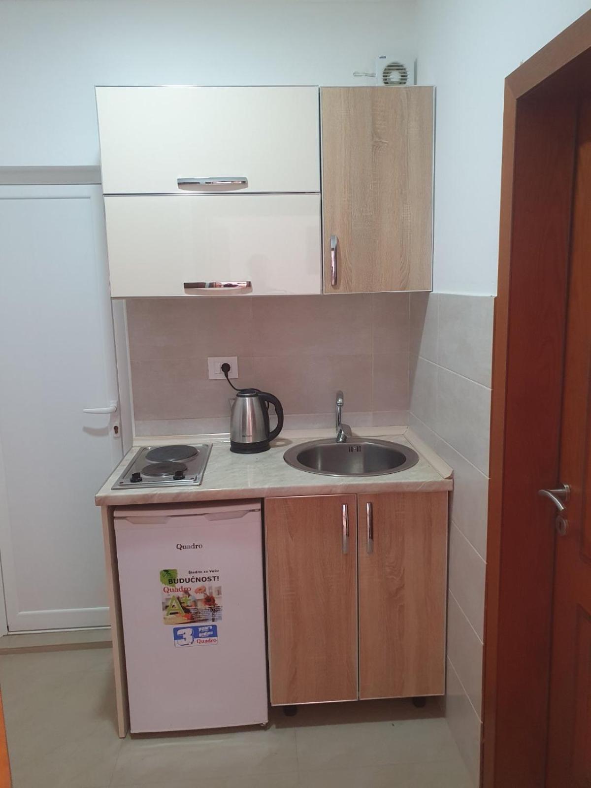 Apartments Sija Ulcinj Bilik gambar