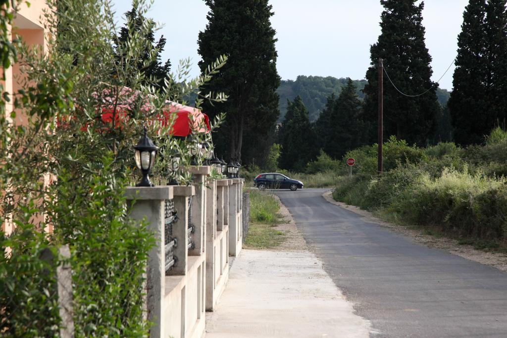 Apartments Sija Ulcinj Luaran gambar